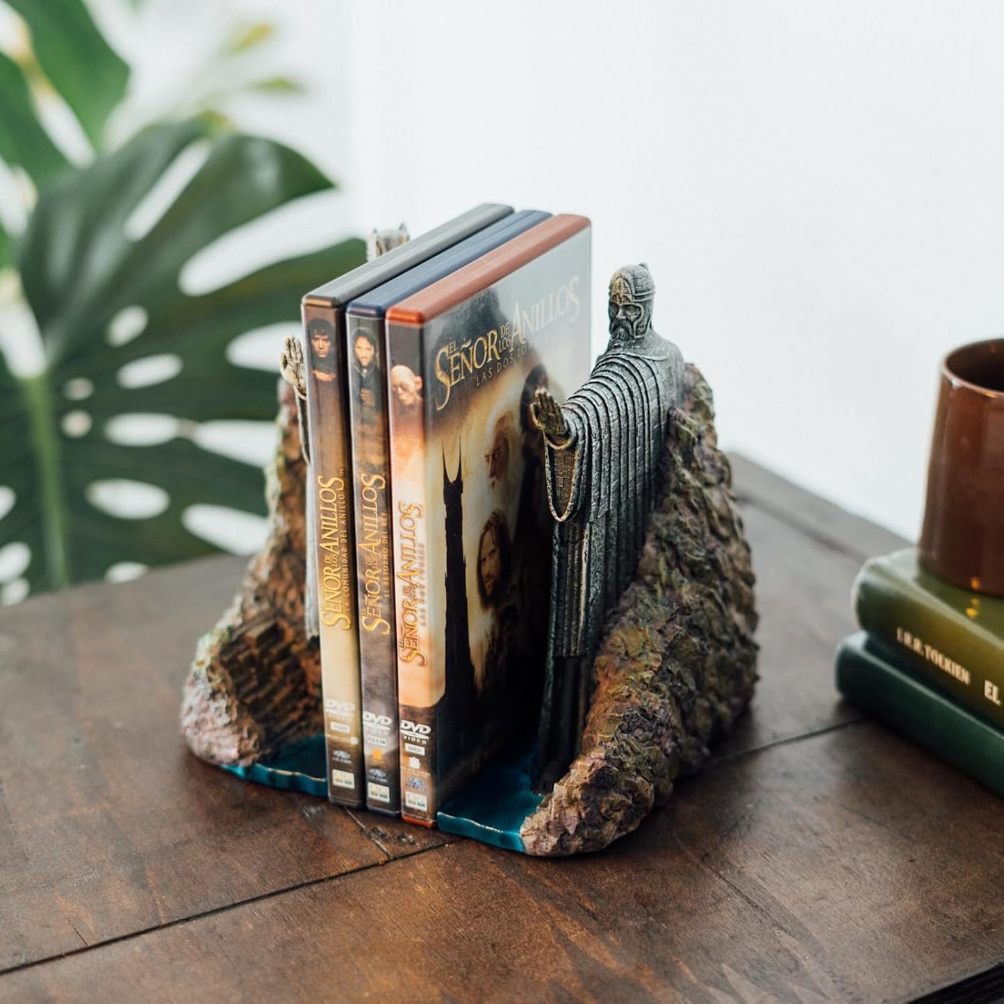 Grupo Erik Bookends - The Lord of The Rings Book Ends | Lord of The Rings Gifts, Lord of The Rings Merchandise, LOTR Gifts, LOTR Book End, Bookend, Room Decor, Home Decor